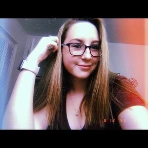 Meet your Posher, Skylar